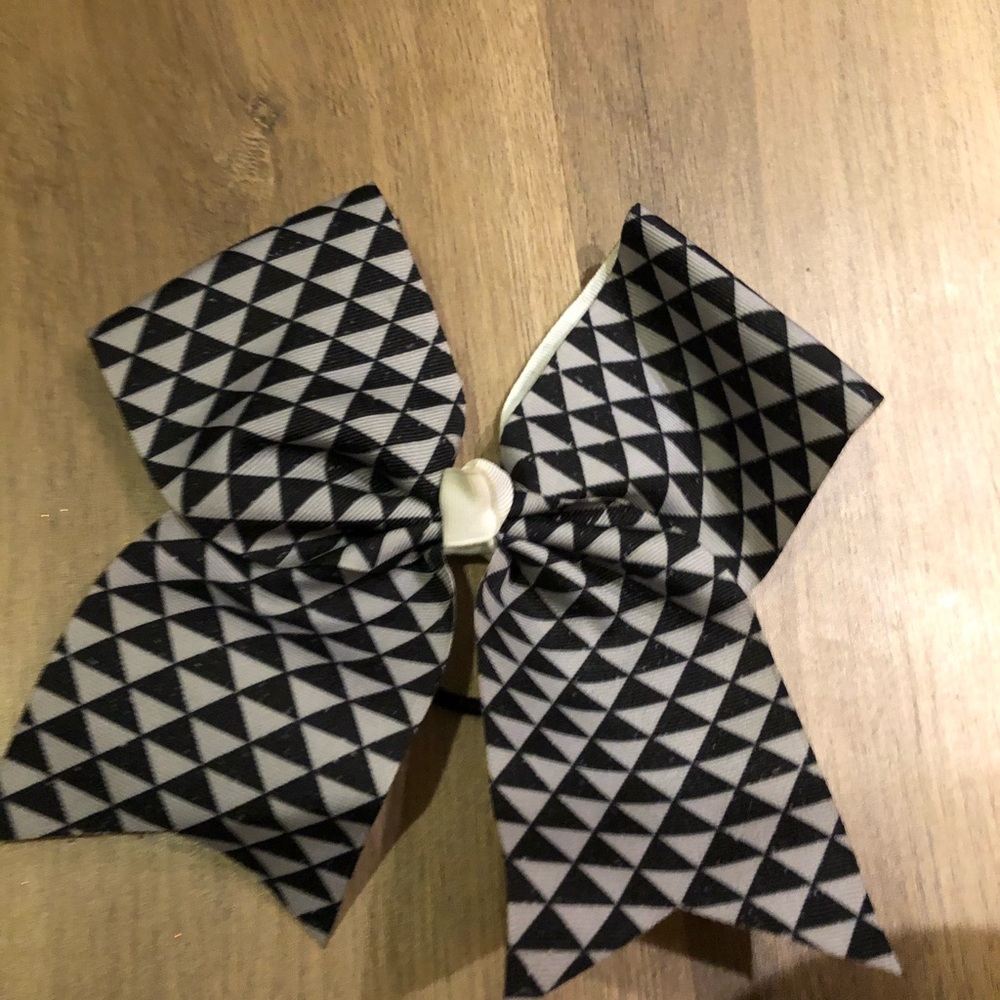 cheer bow